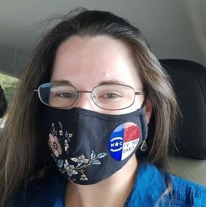 Meet your Posher, Abby